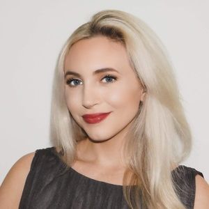 Meet your Posher, Brittney